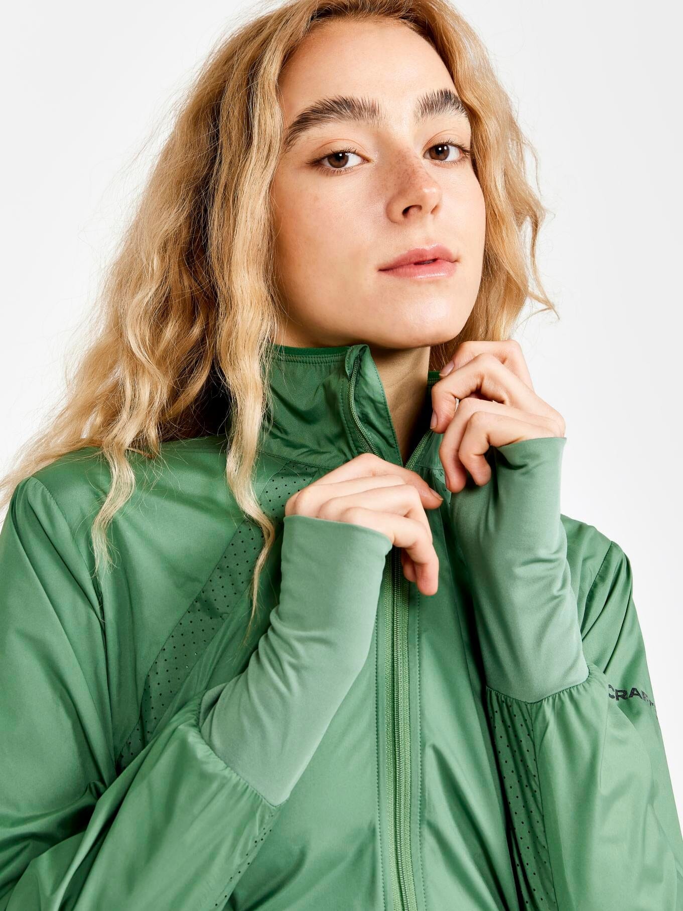 Women's ADV Essence Wind Jacket - Flumino - Image 73