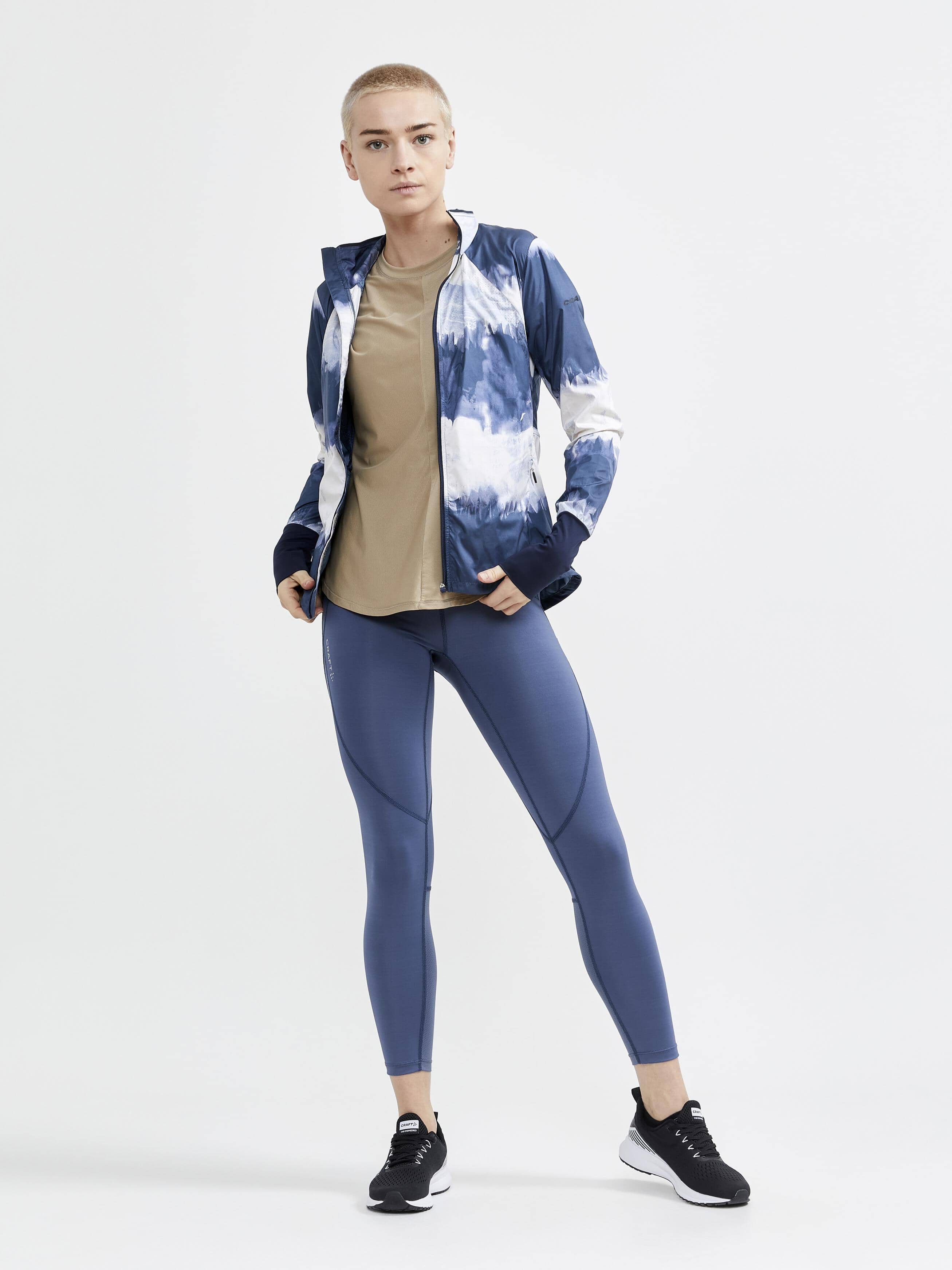 Women's ADV Essence Wind Jacket - GLOW-MULTI - Image 45