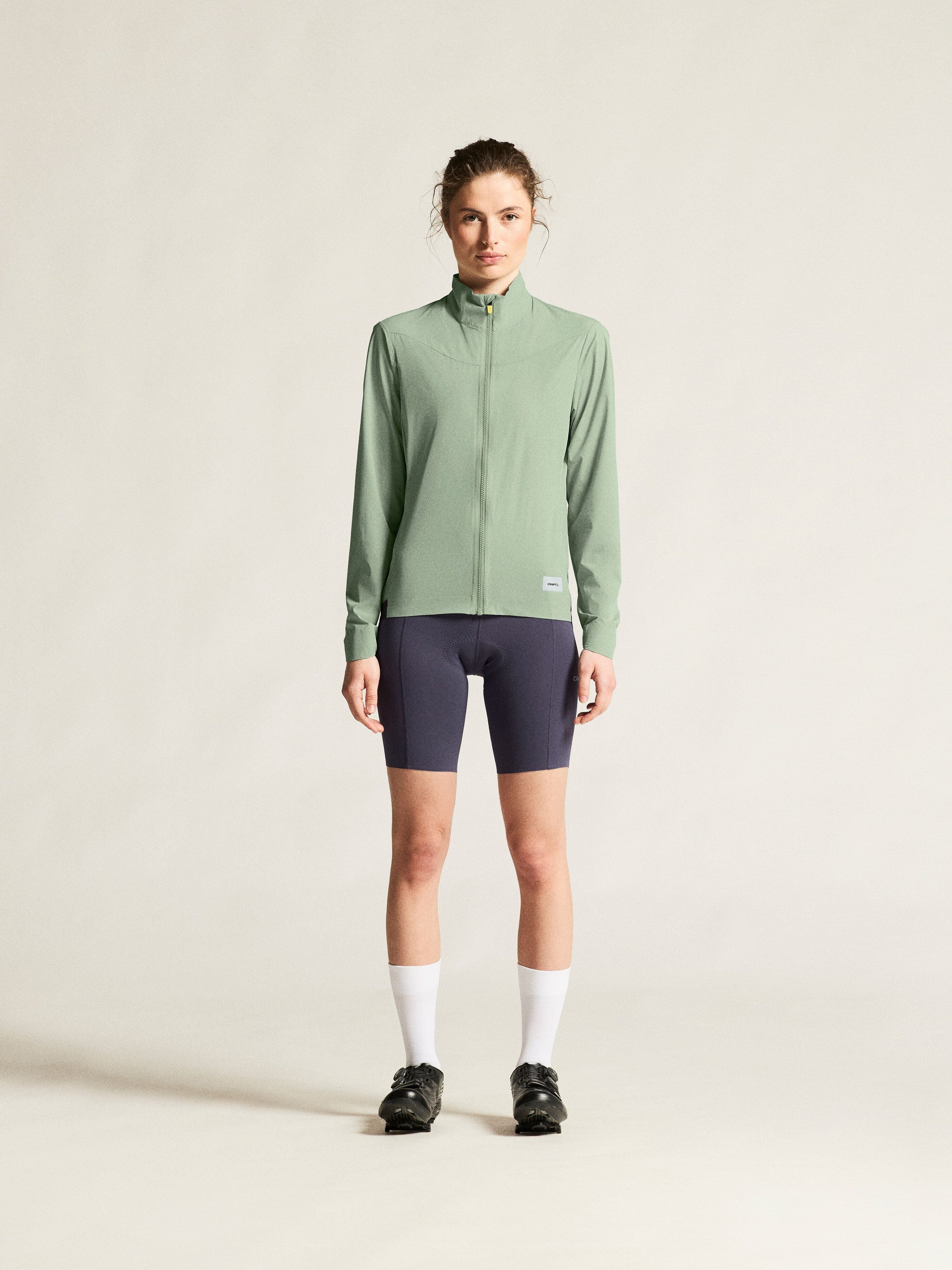 Women's Endur Light Wind Jacket - Glacial