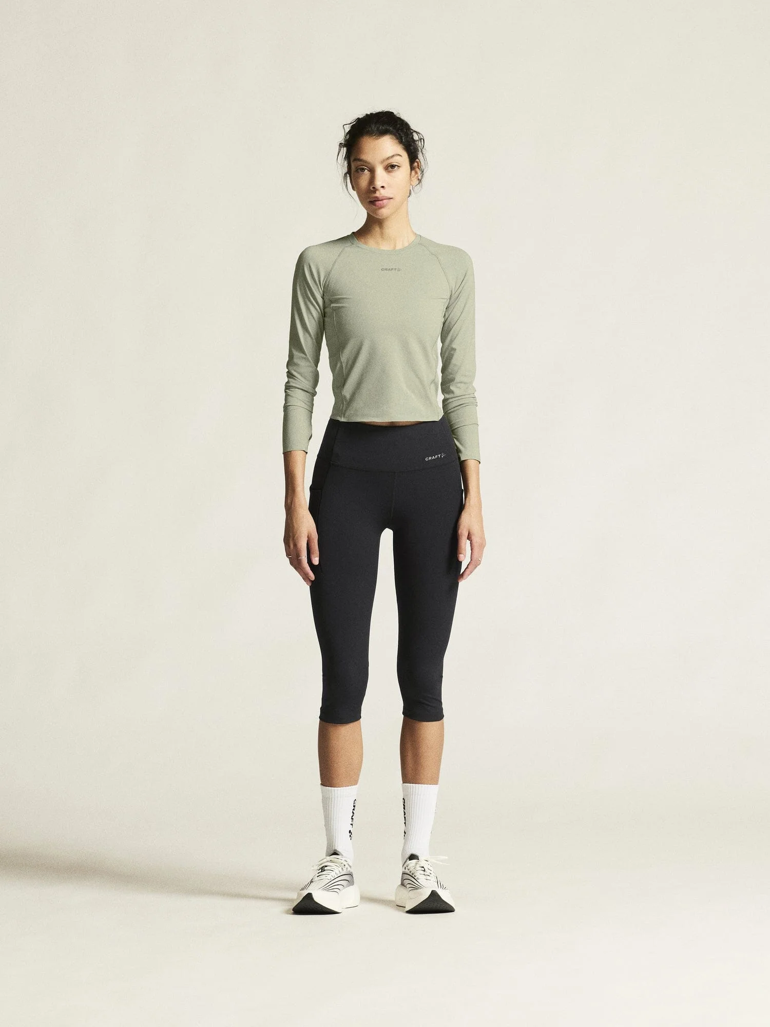 Women's Essence Capri 3 - Black