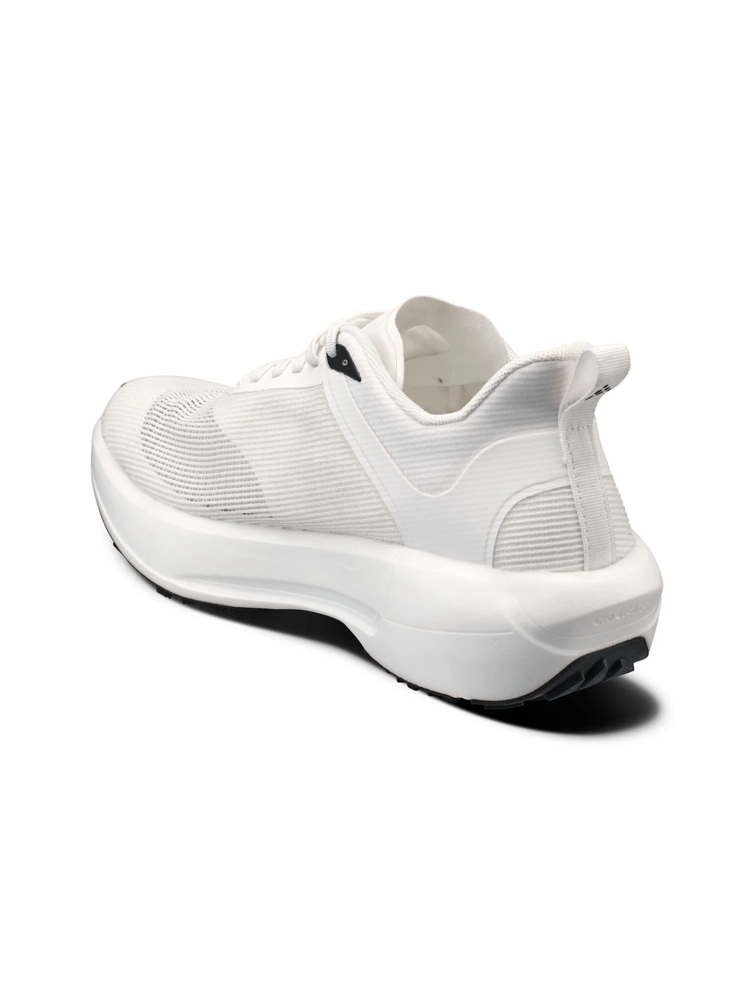 Women's Nordlite Ultra 2 Running Shoe - Ash White - Image 9