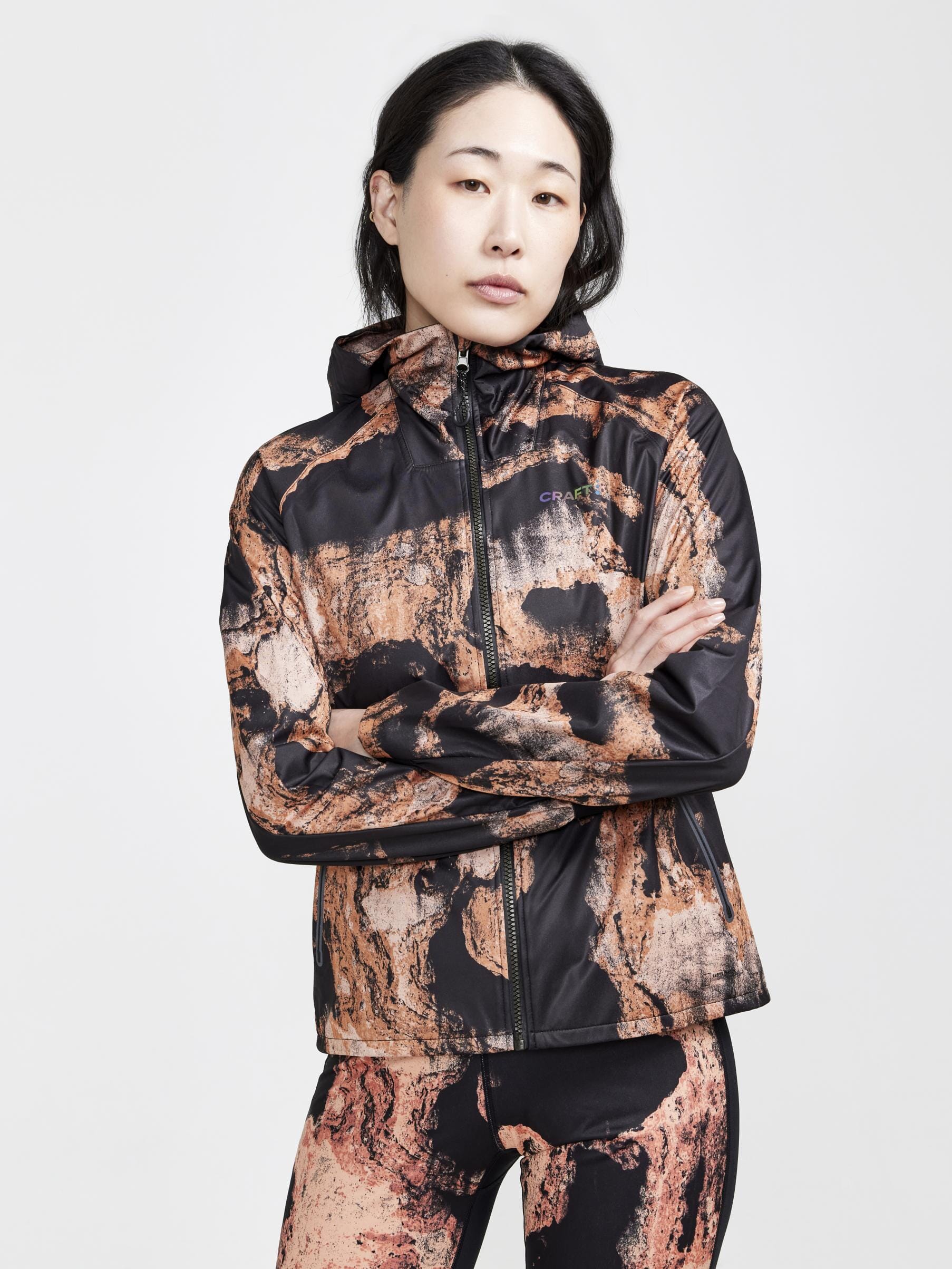 Women's Pro Hydro Running Jacket 2 - BARK-MULTI - Image 10