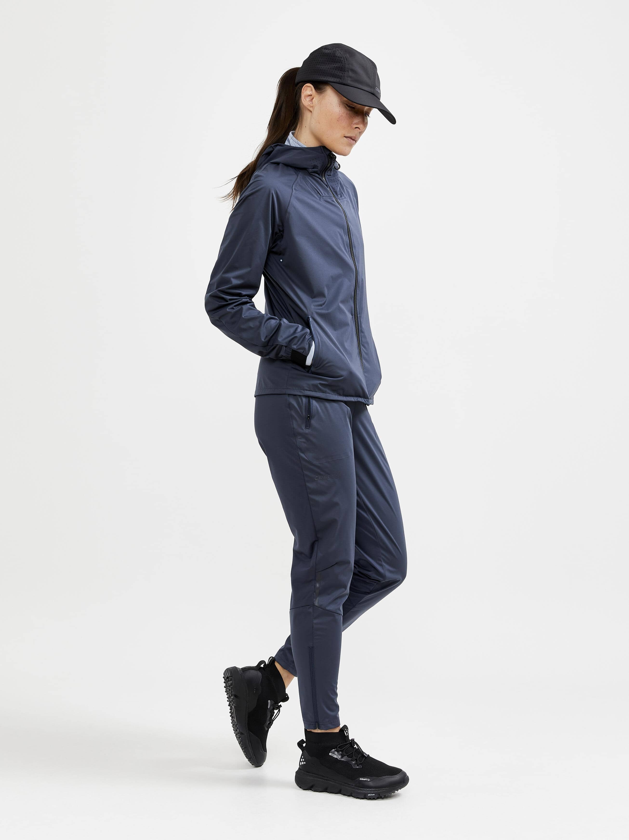 Women's Pro Hydro Running Jacket 2 - BARK-MULTI - Image 22